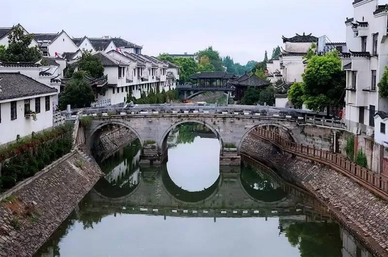 你知道山型圈运动油缸中的活塞密封都包含哪些部分吗?